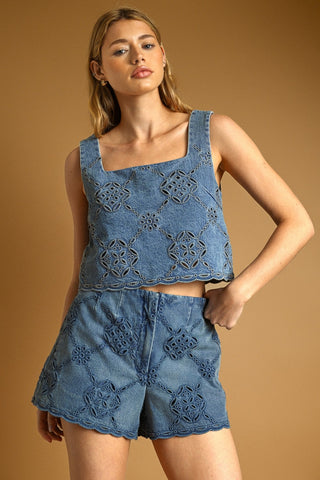 VERO EMBROIDERED DENIM TOP
