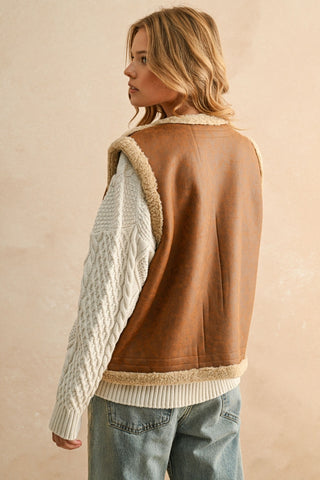 LLAMA REVERSIBLE VEST