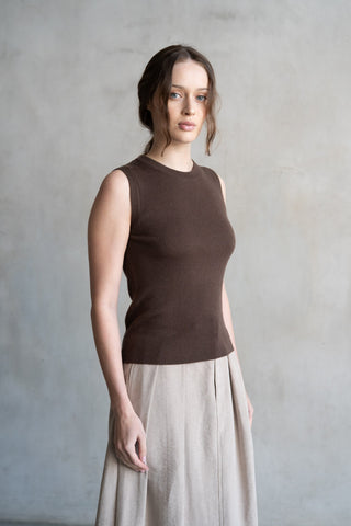 ELLE TOP - BROWN