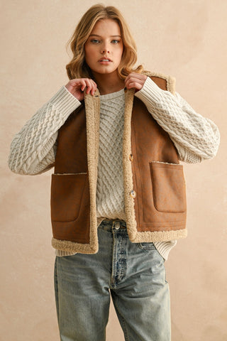 LLAMA REVERSIBLE VEST